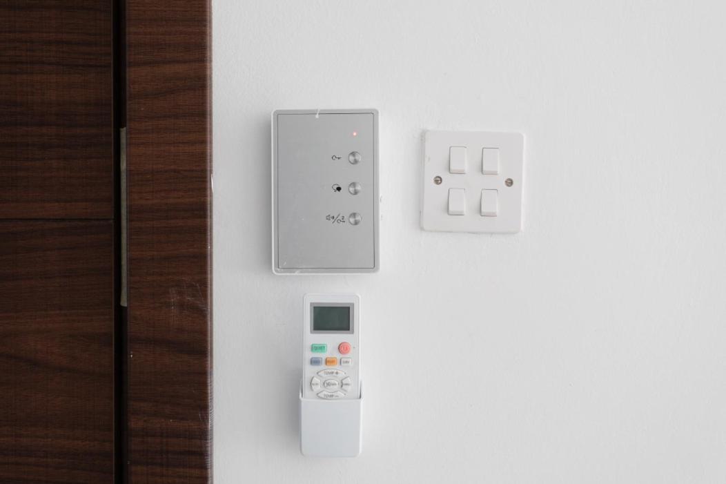 F4 Room 2, Private Room Two Single Beds Shared Bathroom Msida Exterior photo